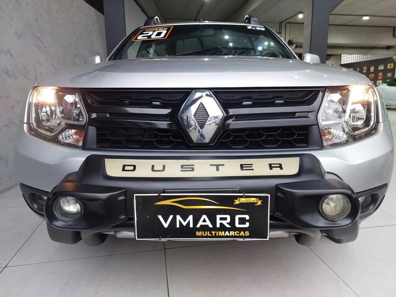RENAULT DUSTER