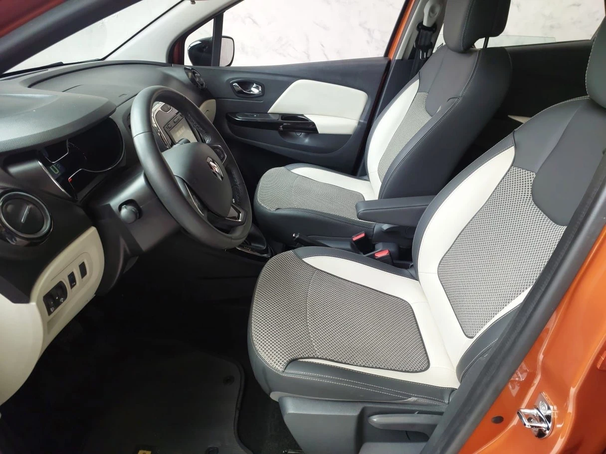 RENAULT CAPTUR