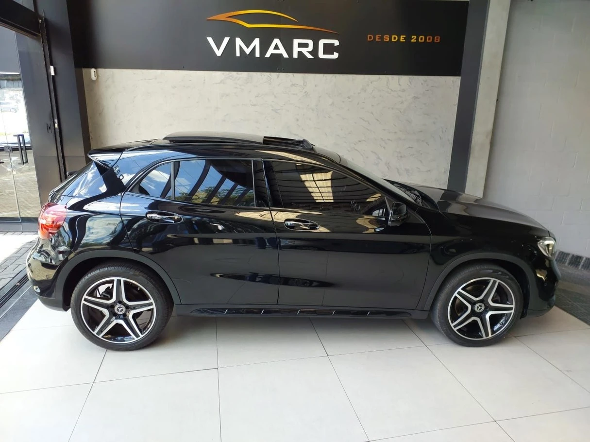 MERCEDES-BENZ GLA 250