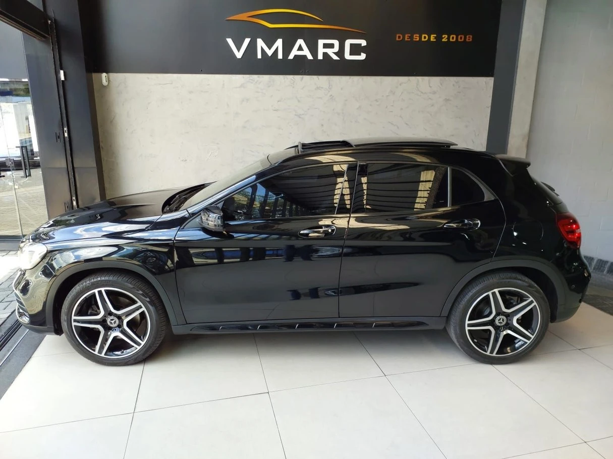 MERCEDES-BENZ GLA 250