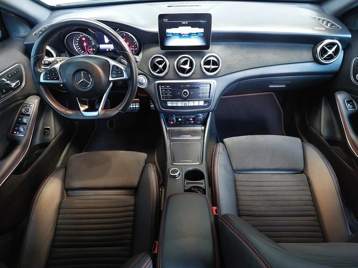 MERCEDES-BENZ GLA 250