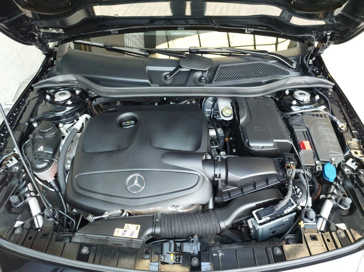 MERCEDES-BENZ GLA 250