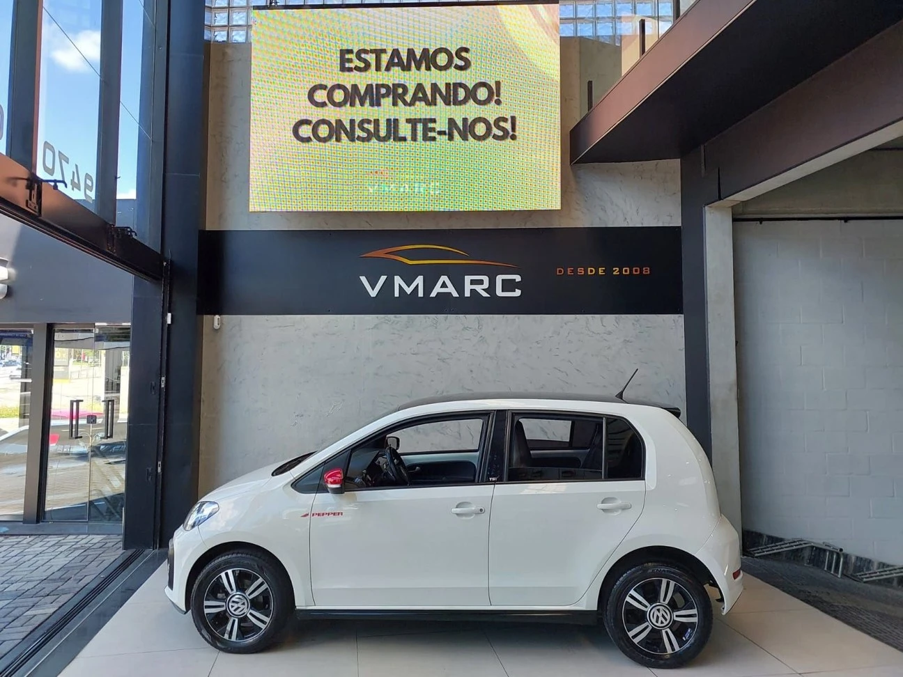 VOLKSWAGEN UP