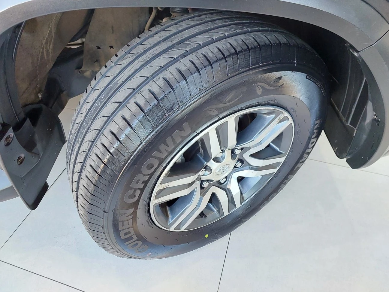 TOYOTA HILUX SW4