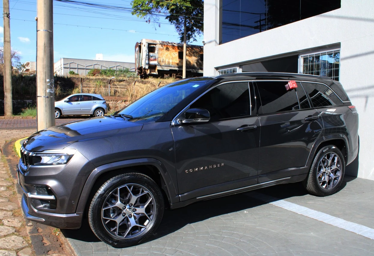 JEEP COMMANDER