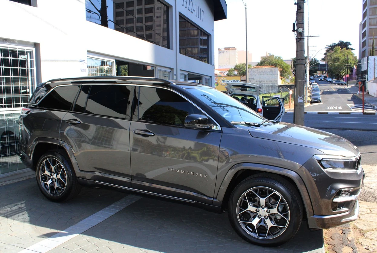 JEEP COMMANDER