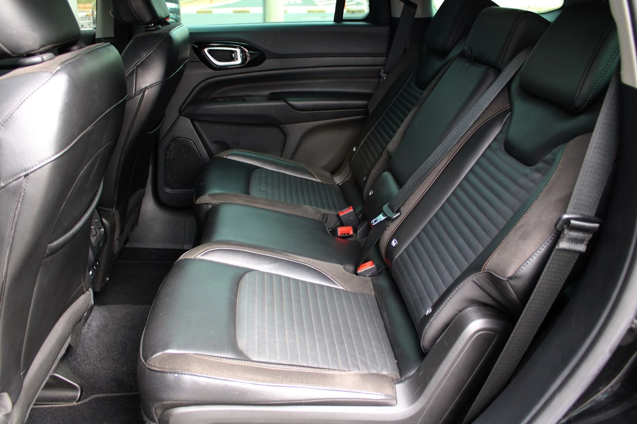 JEEP COMMANDER