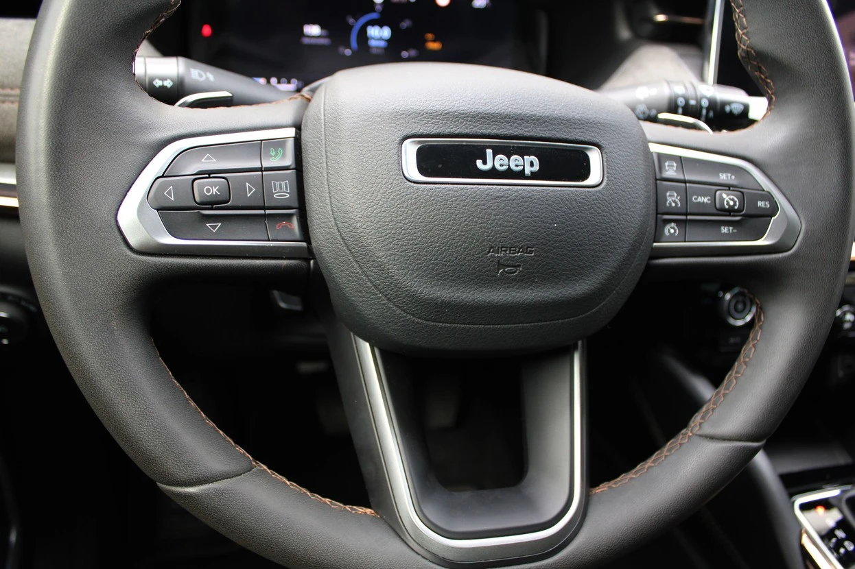JEEP COMMANDER