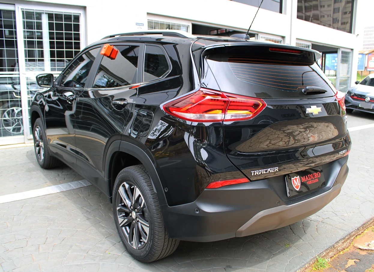 CHEVROLET TRACKER