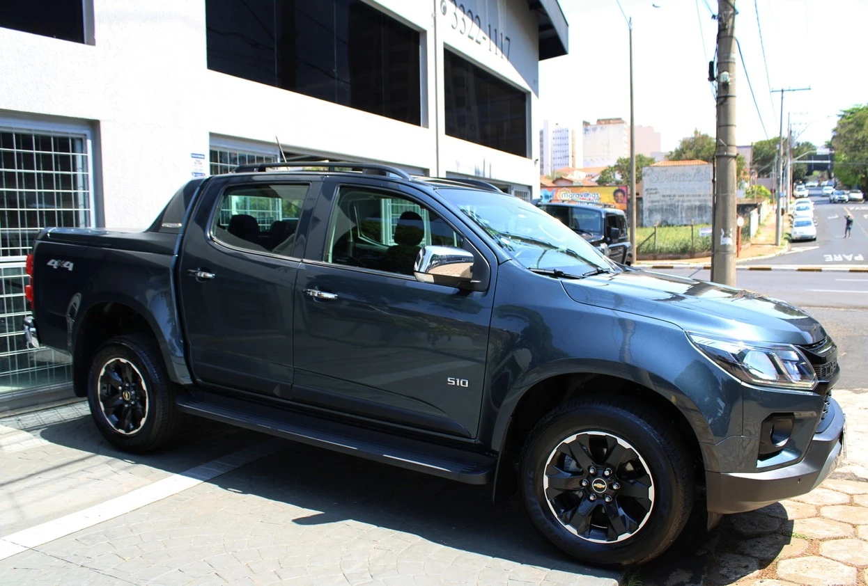 CHEVROLET S10