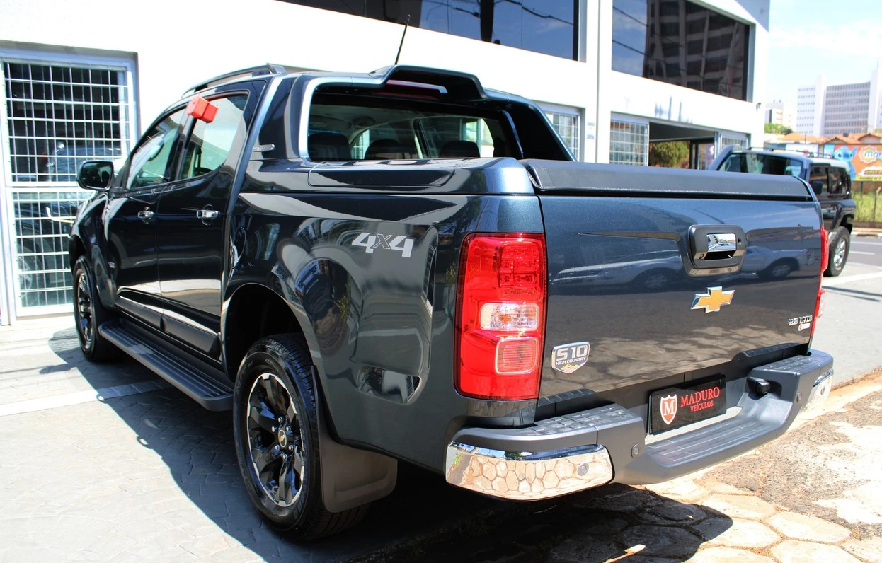 CHEVROLET S10