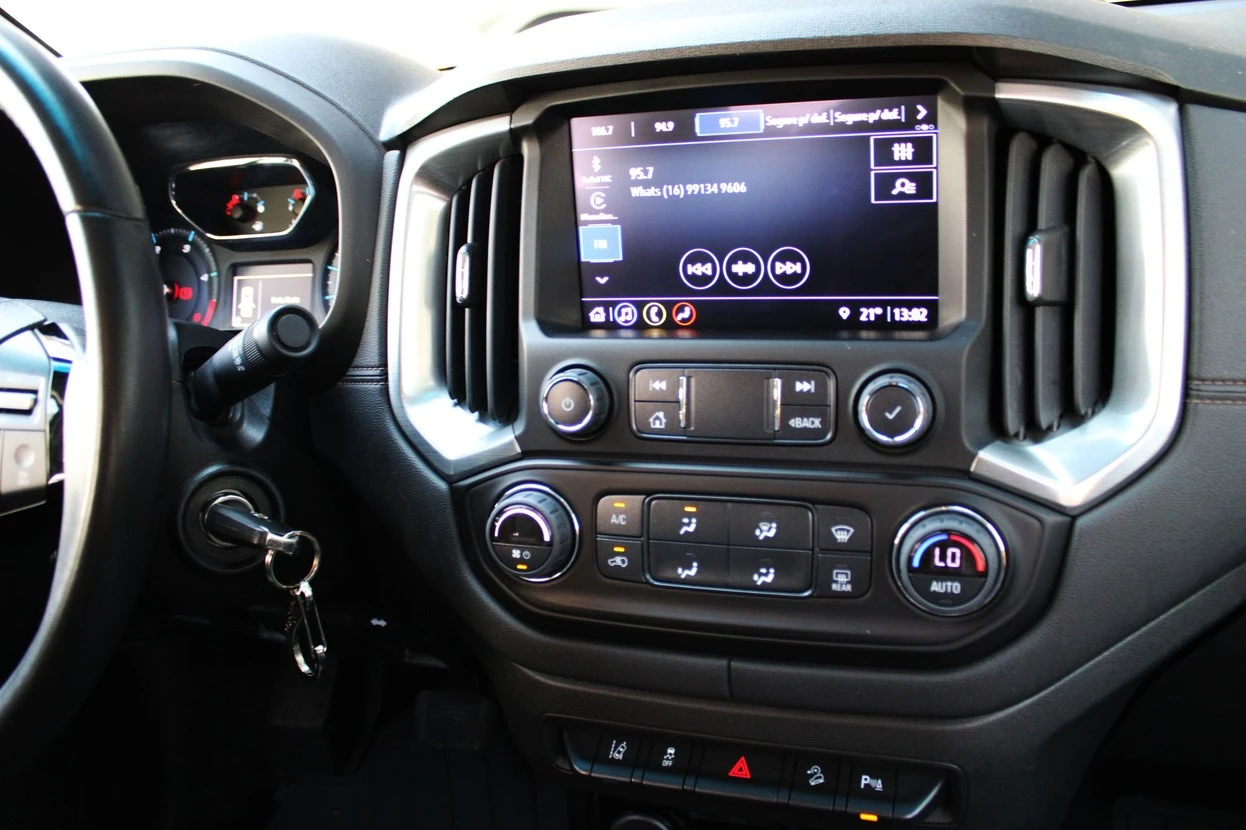 CHEVROLET S10