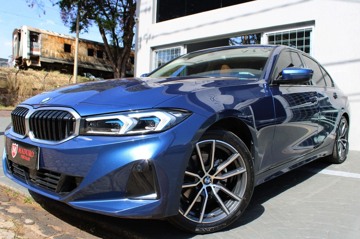BMW 320I