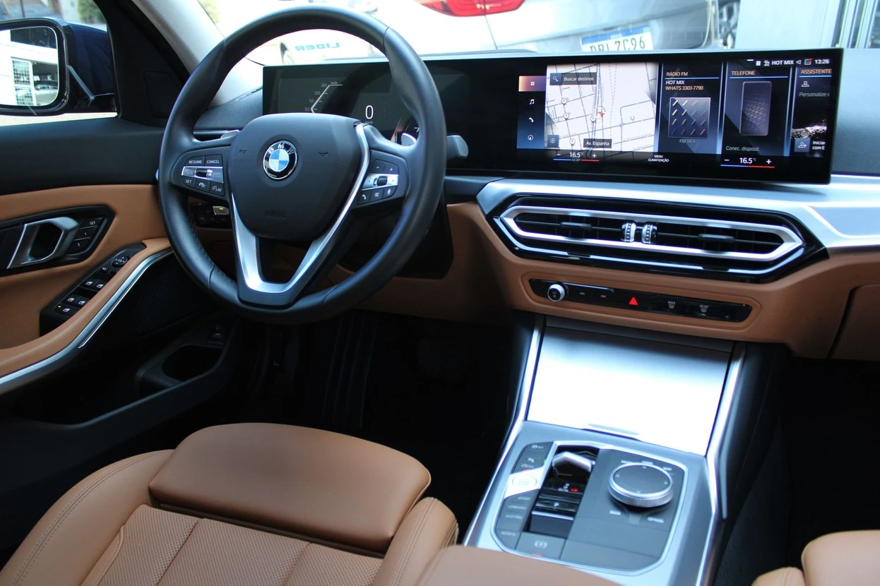 BMW 320I