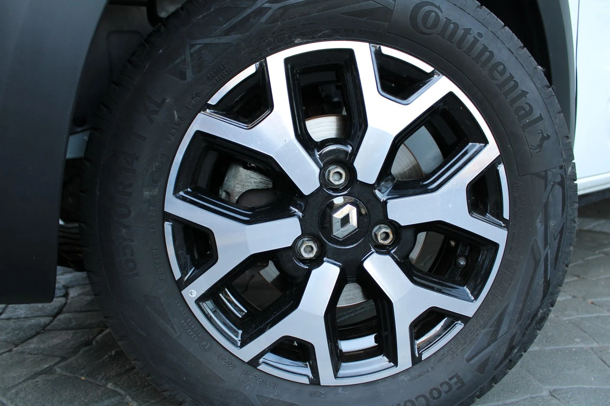 RENAULT KWID