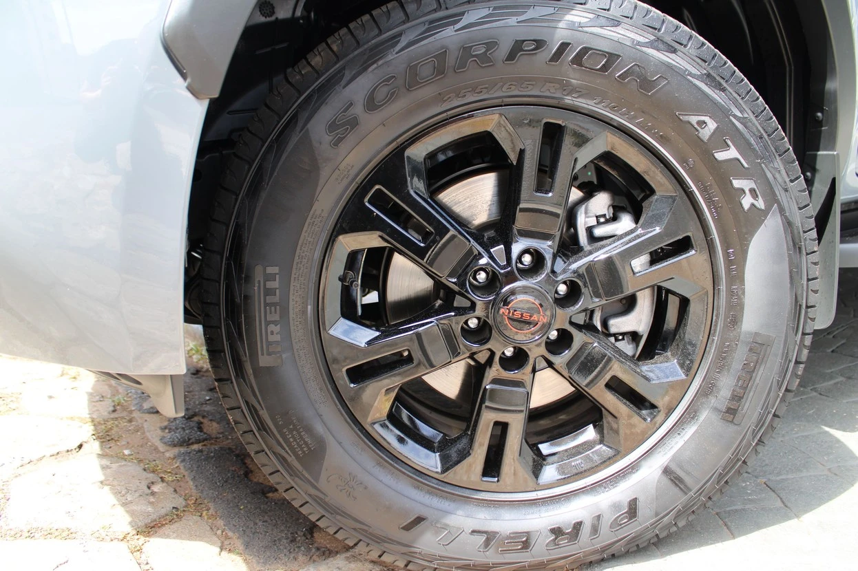 NISSAN FRONTIER