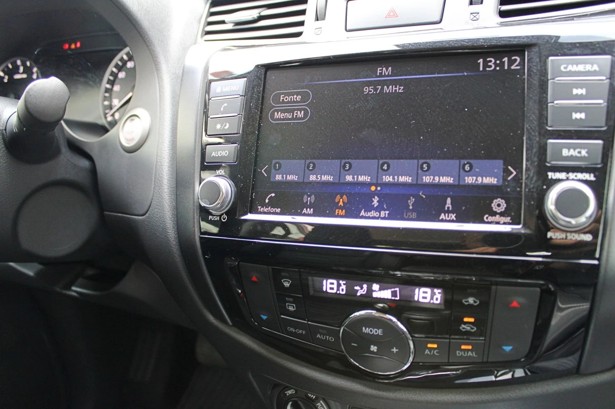 NISSAN FRONTIER