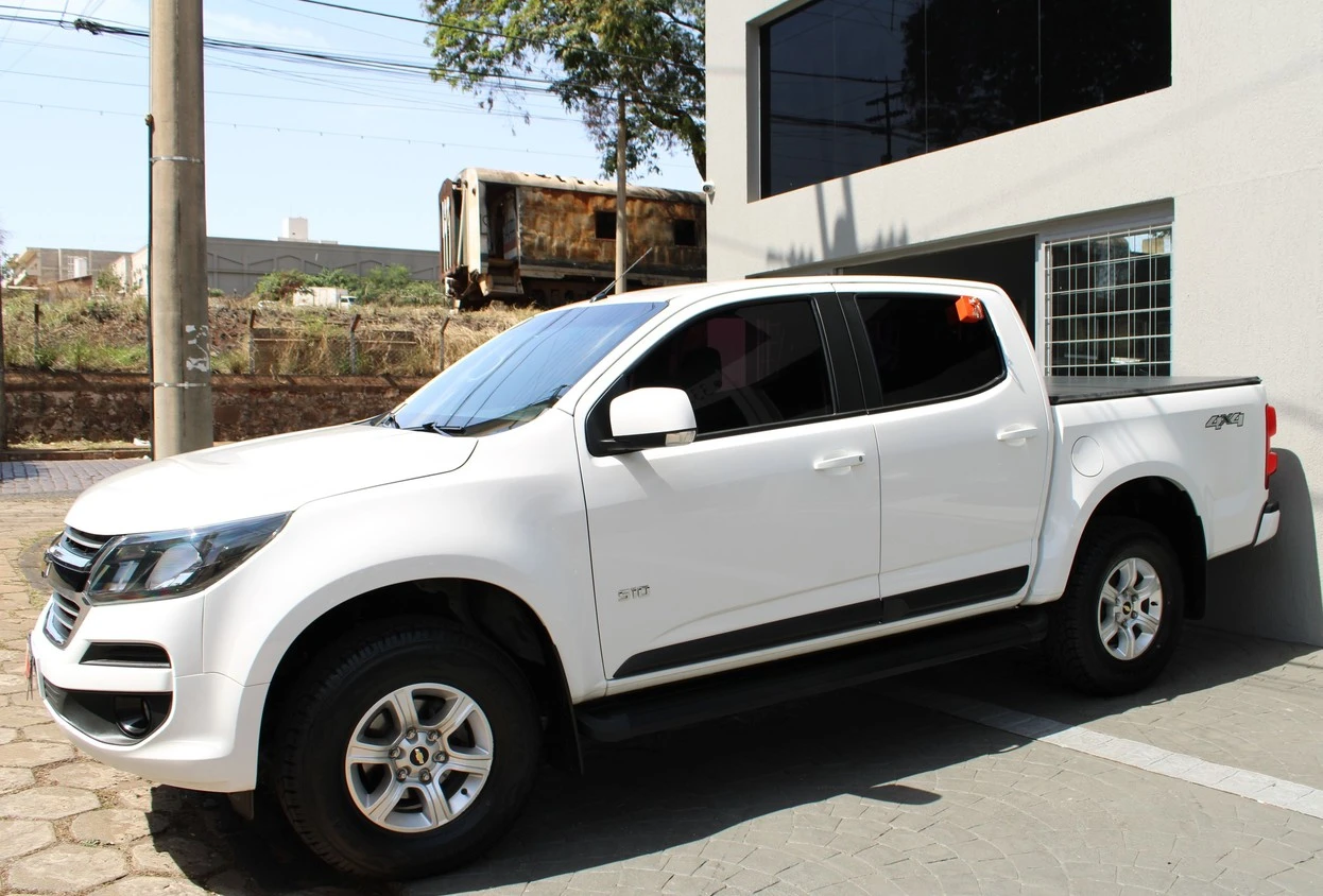 CHEVROLET S10