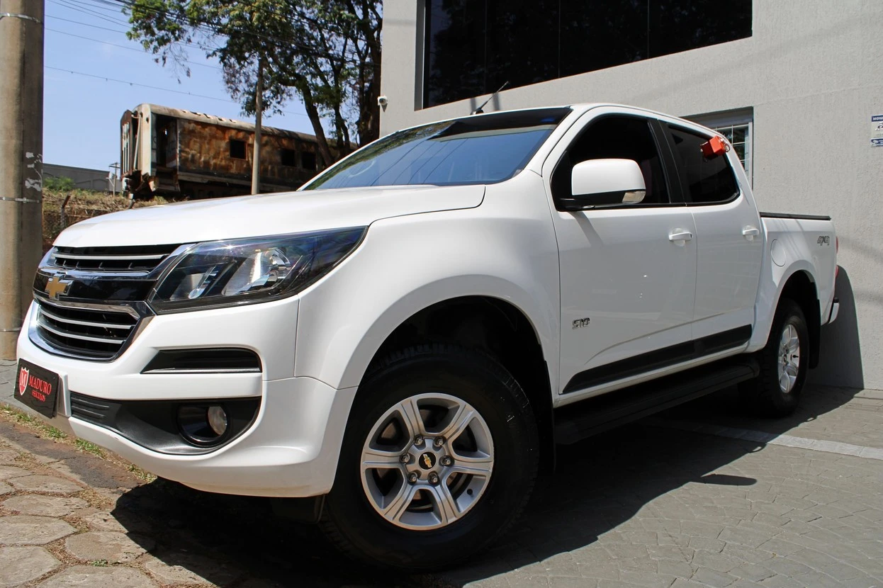 CHEVROLET S10