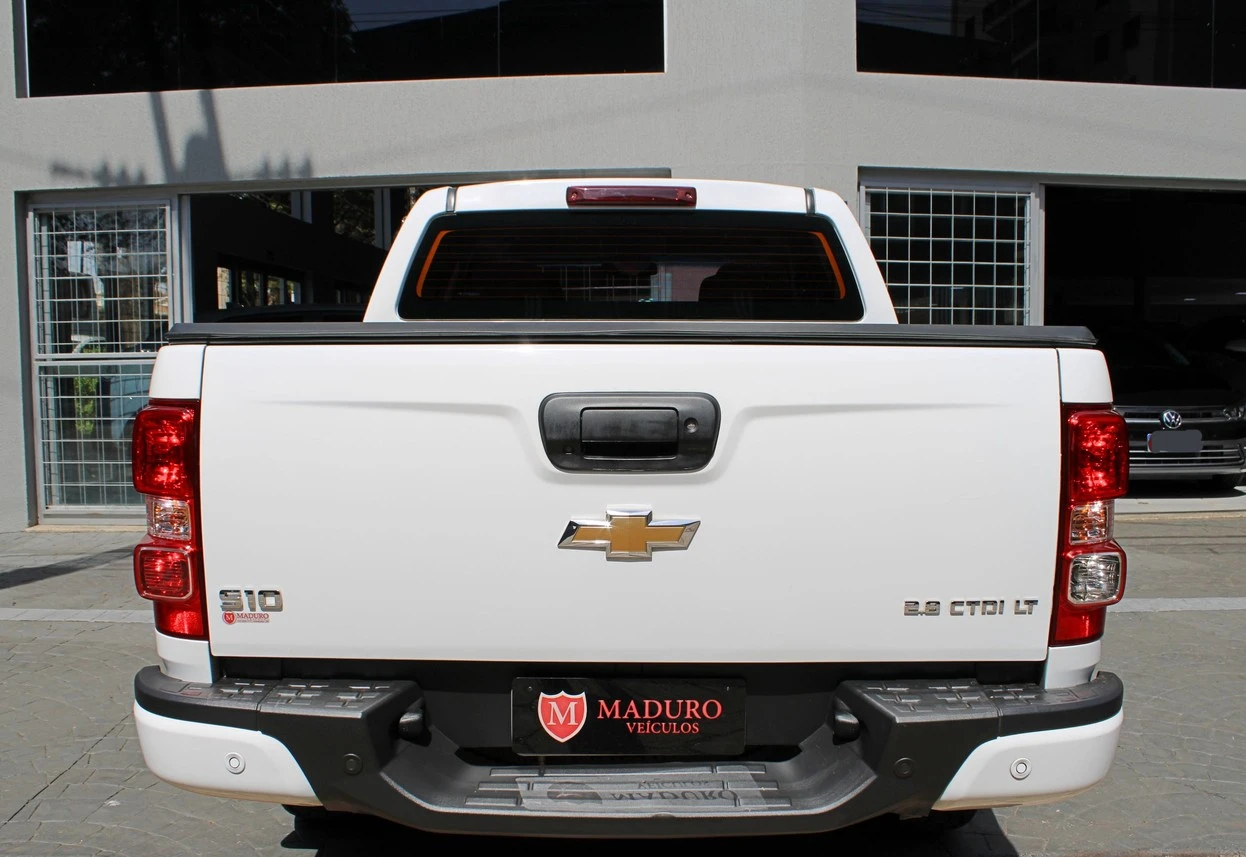 CHEVROLET S10