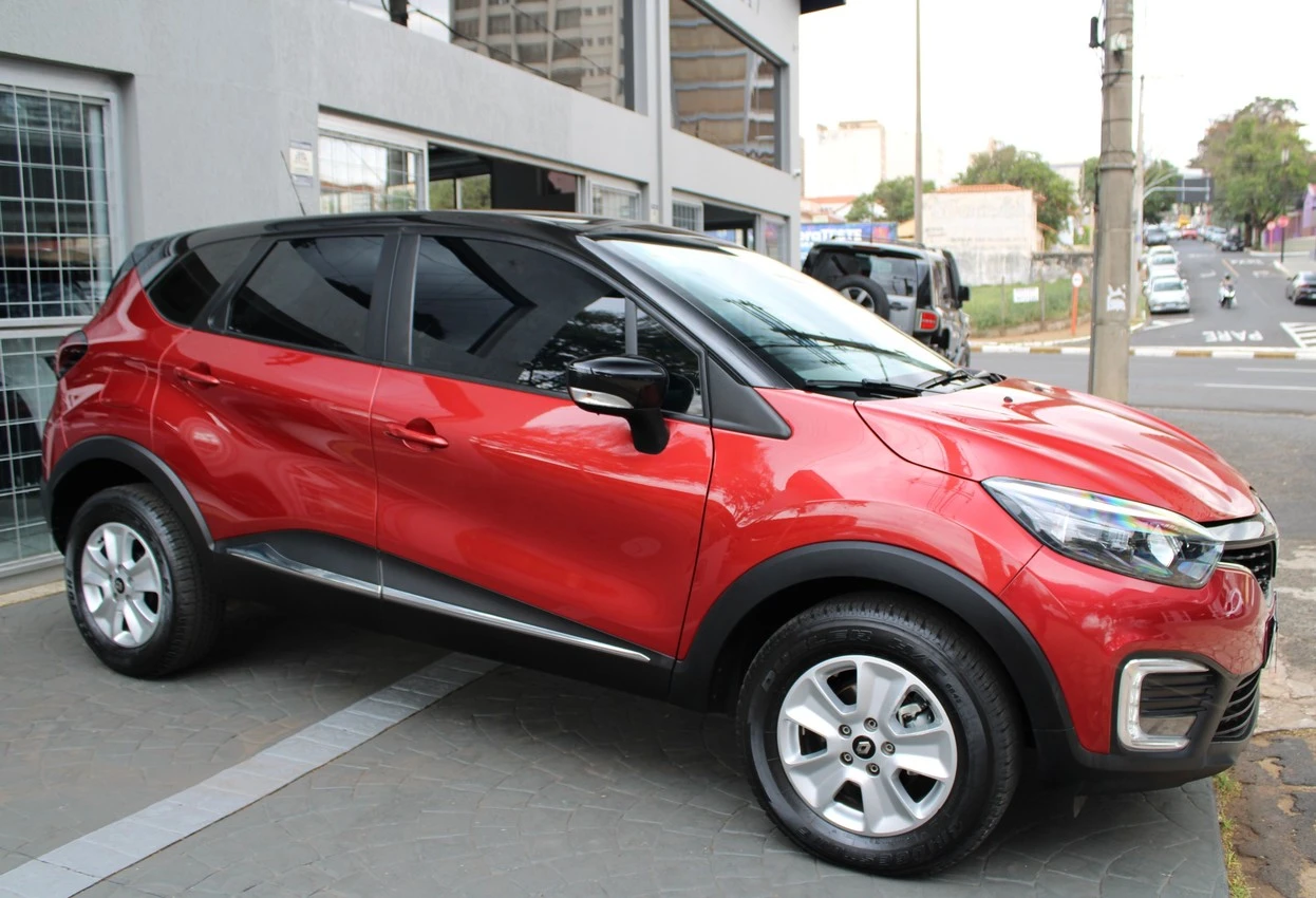 RENAULT CAPTUR