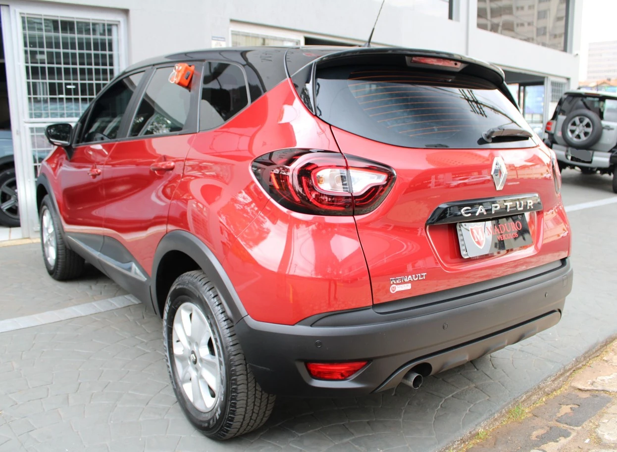 RENAULT CAPTUR