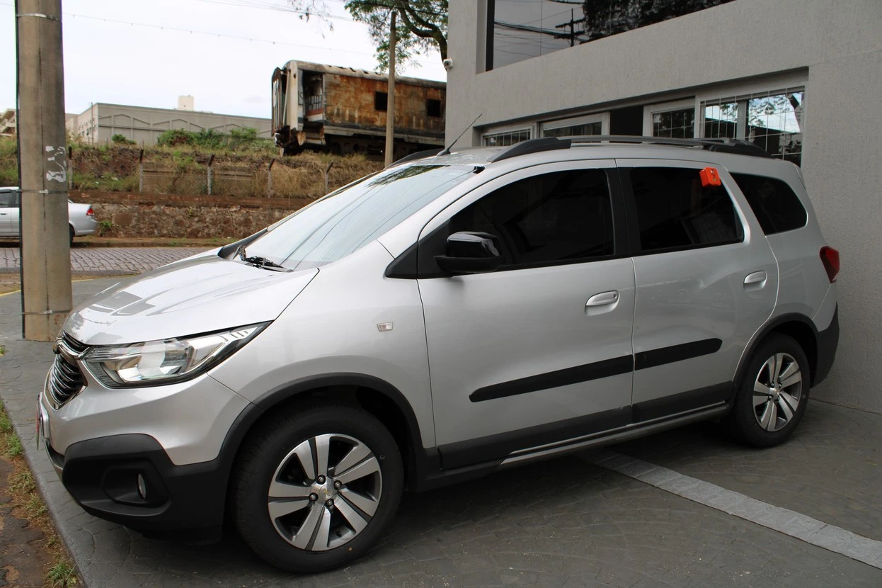 CHEVROLET SPIN