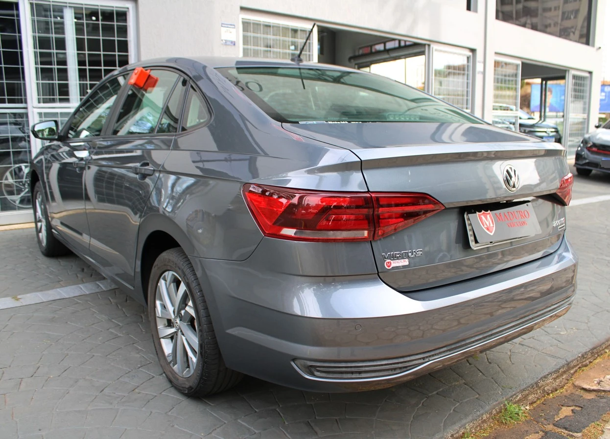 VOLKSWAGEN VIRTUS