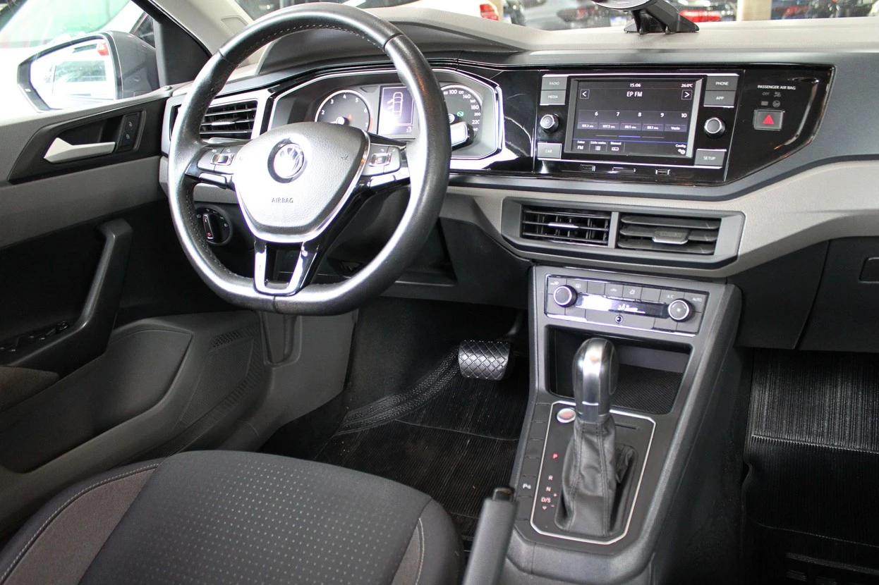 VOLKSWAGEN VIRTUS
