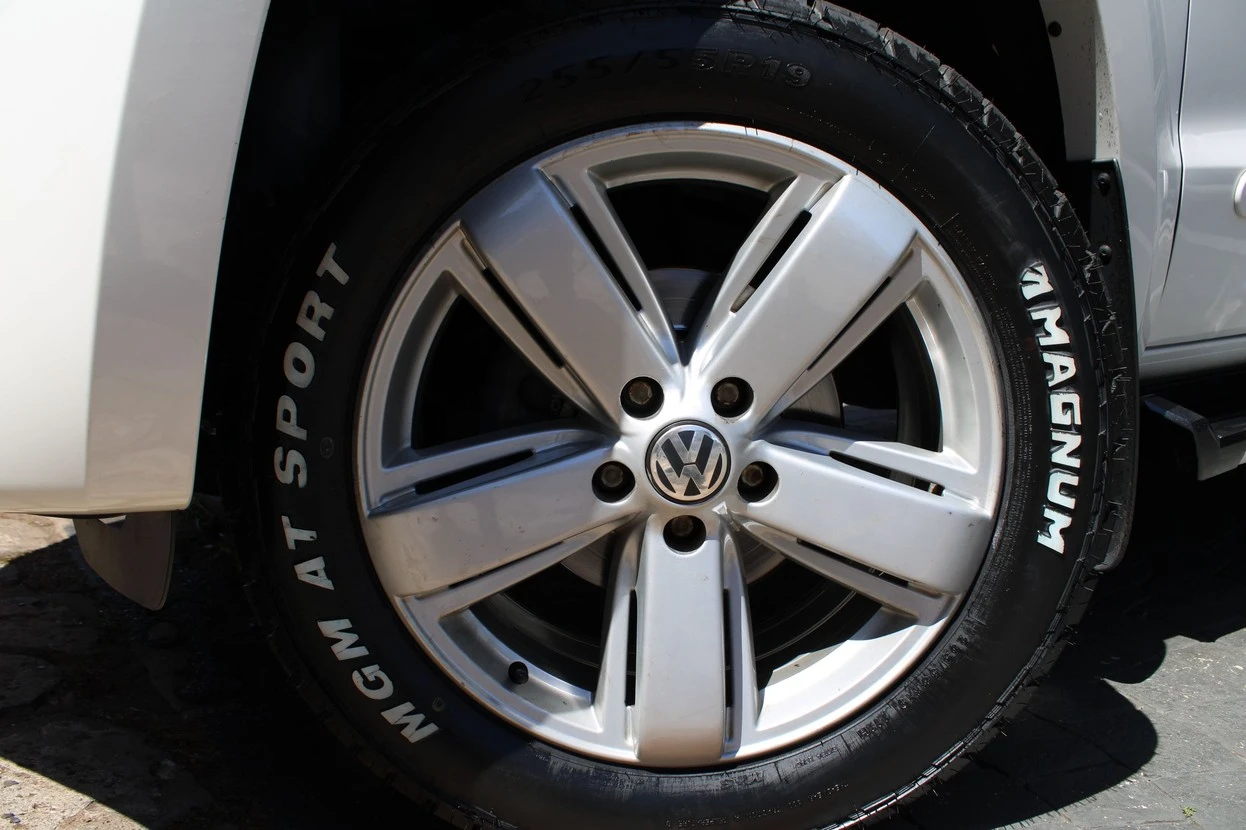VOLKSWAGEN AMAROK