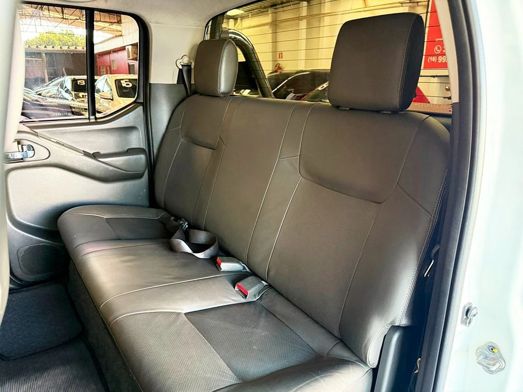 NISSAN FRONTIER
