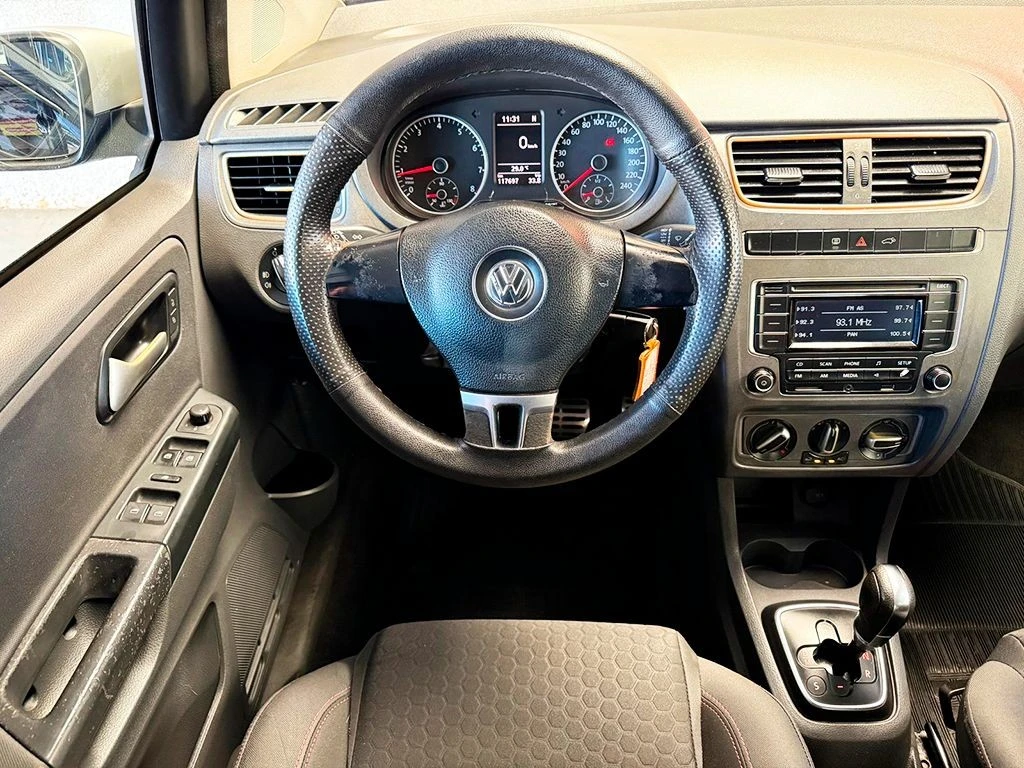 VOLKSWAGEN CROSSFOX