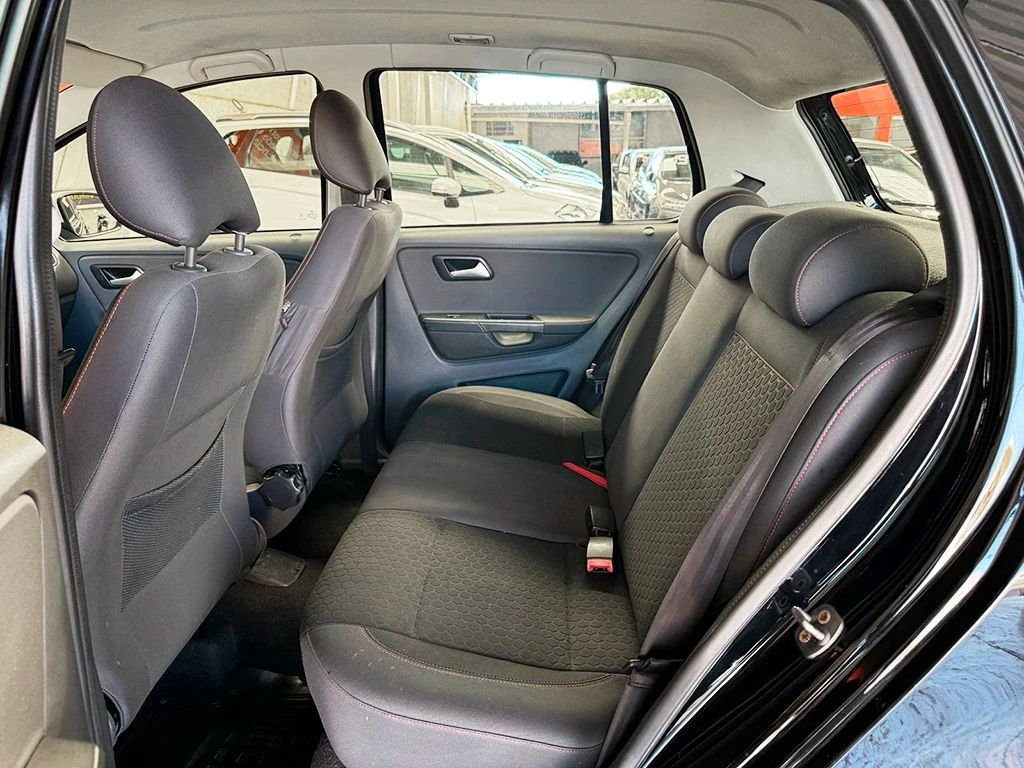 VOLKSWAGEN CROSSFOX