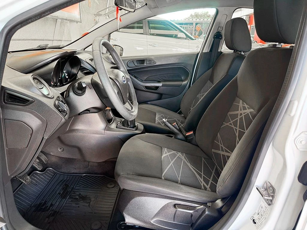 FORD FIESTA