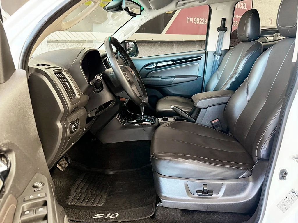 CHEVROLET S10