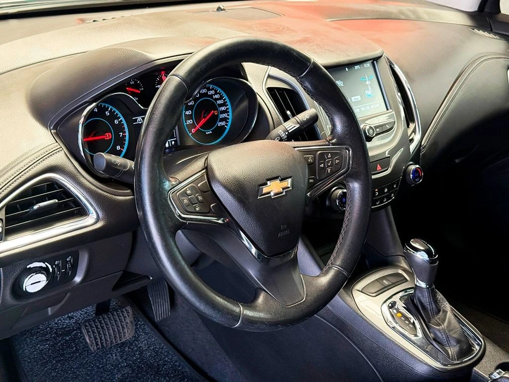 CHEVROLET CRUZE