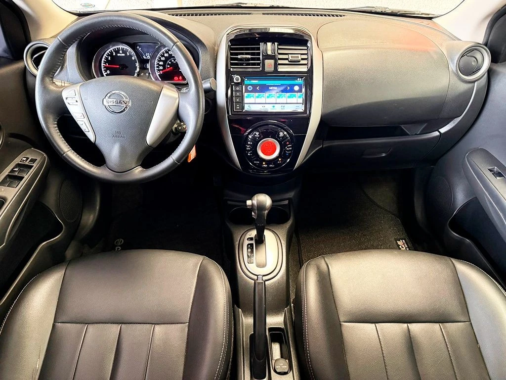 NISSAN VERSA