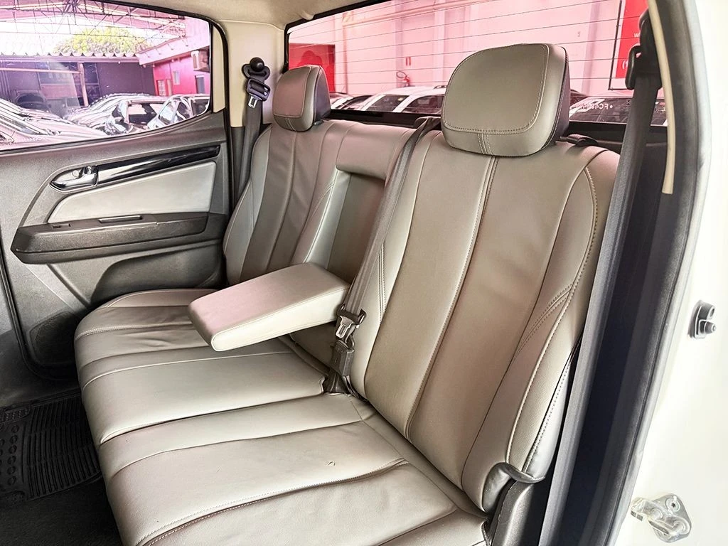 CHEVROLET S10