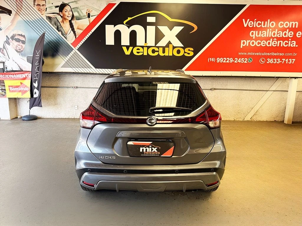 NISSAN KICKS