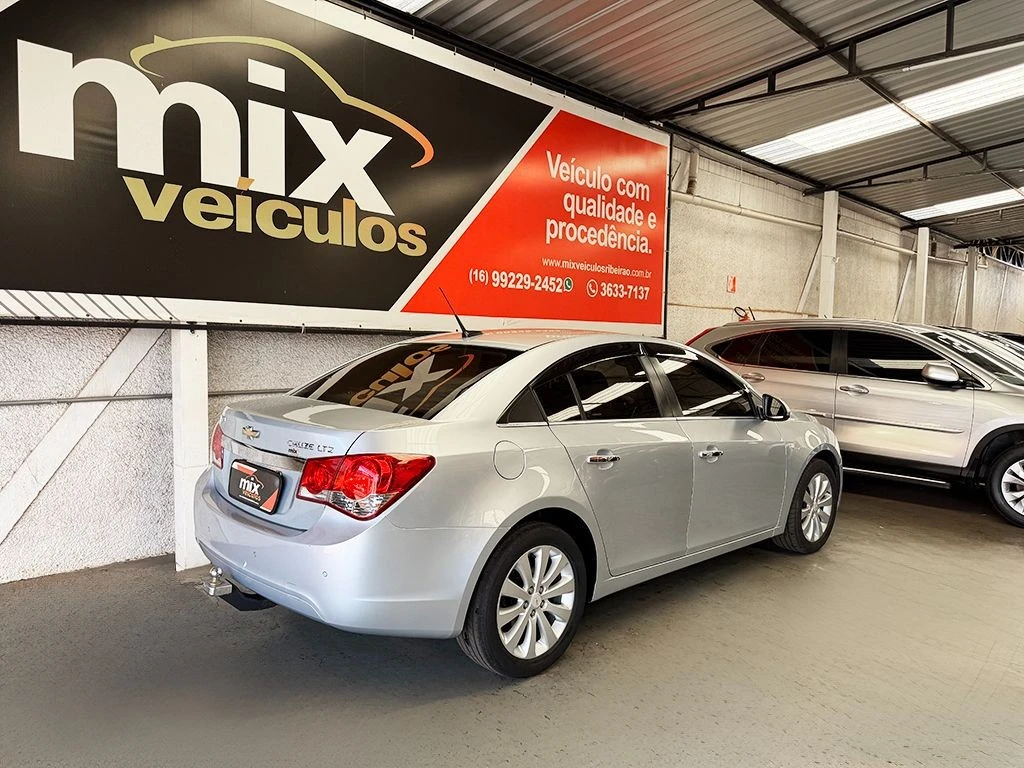 CHEVROLET CRUZE