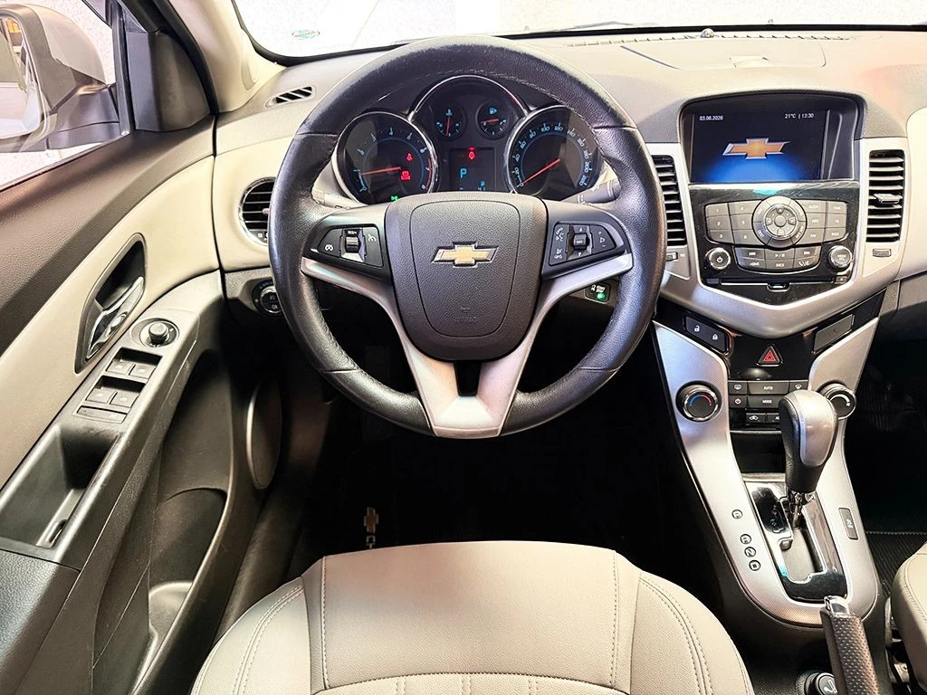 CHEVROLET CRUZE