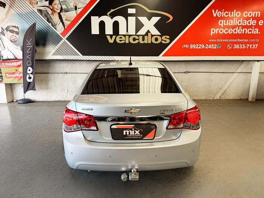 CHEVROLET CRUZE