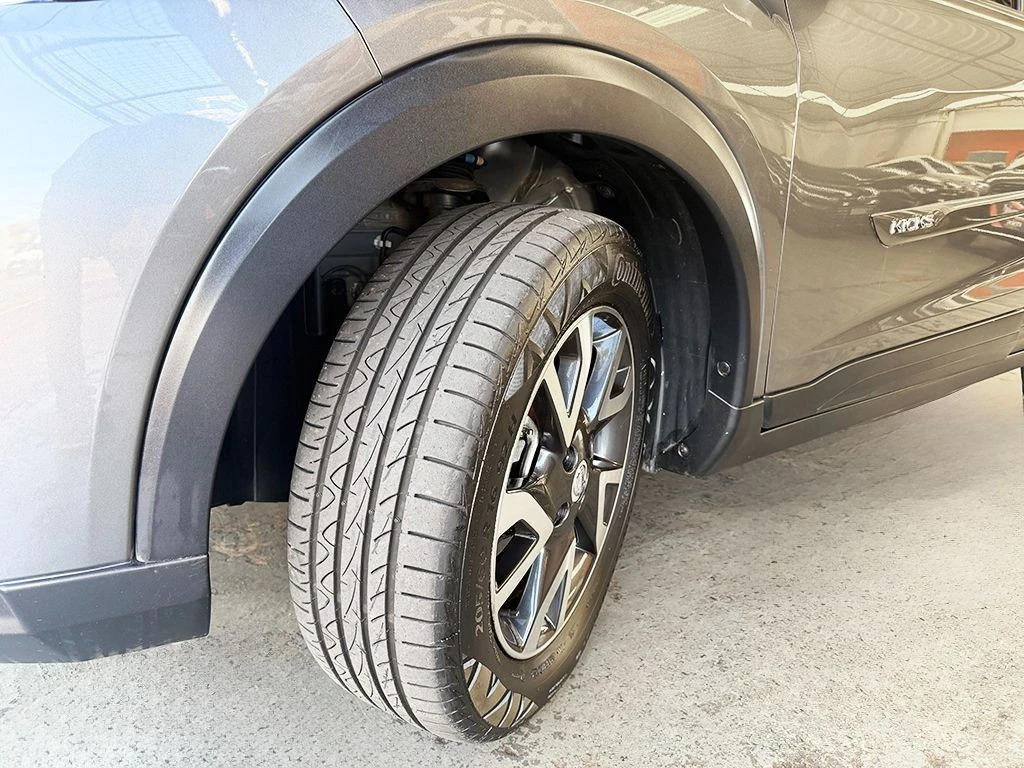 NISSAN KICKS