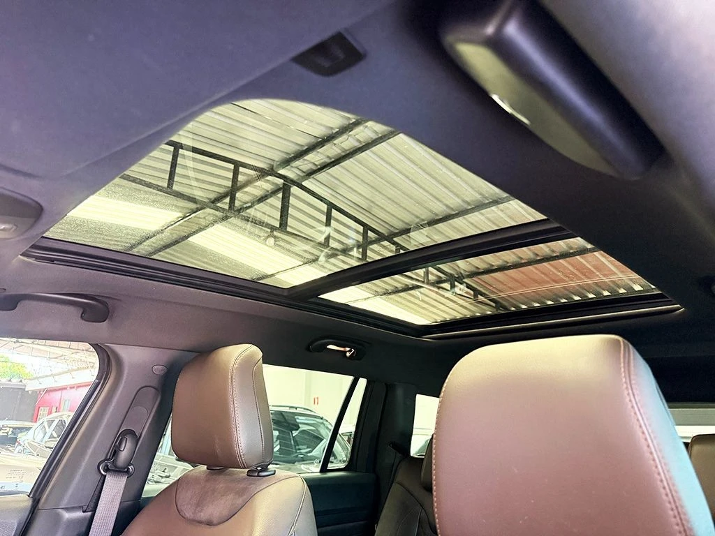 JEEP COMMANDER