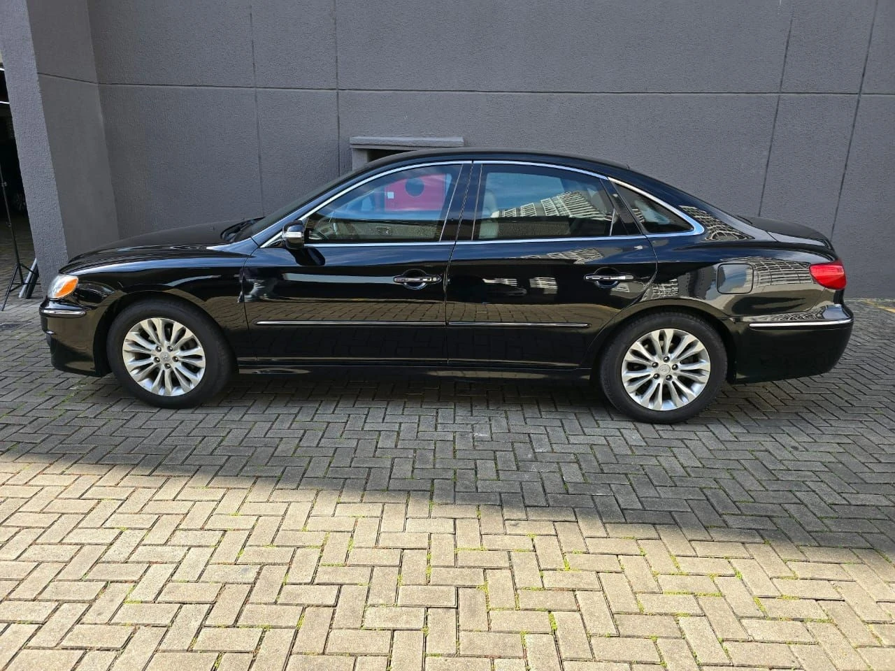 HYUNDAI AZERA