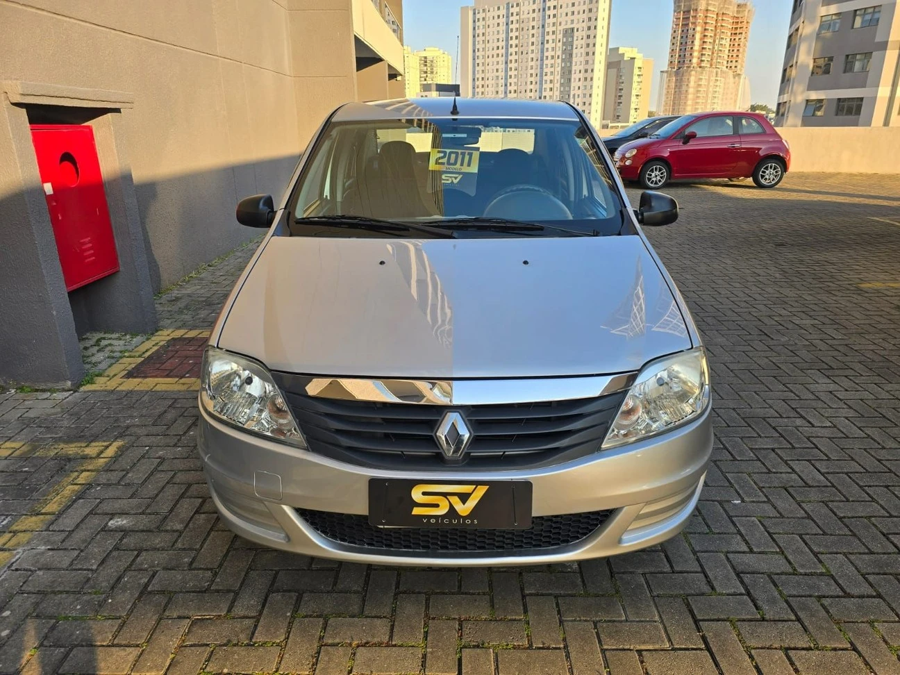 RENAULT LOGAN