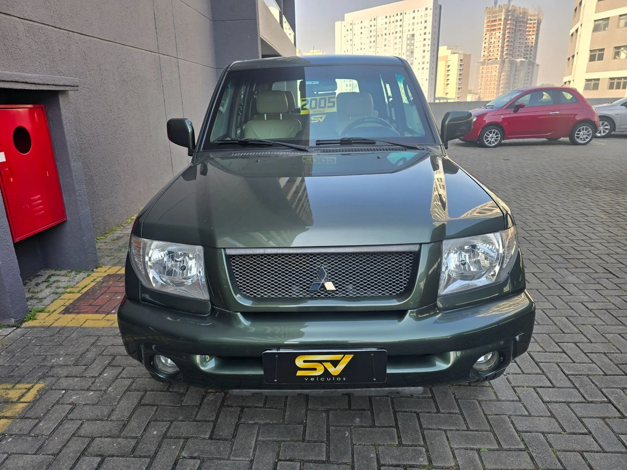 MITSUBISHI PAJERO TR4