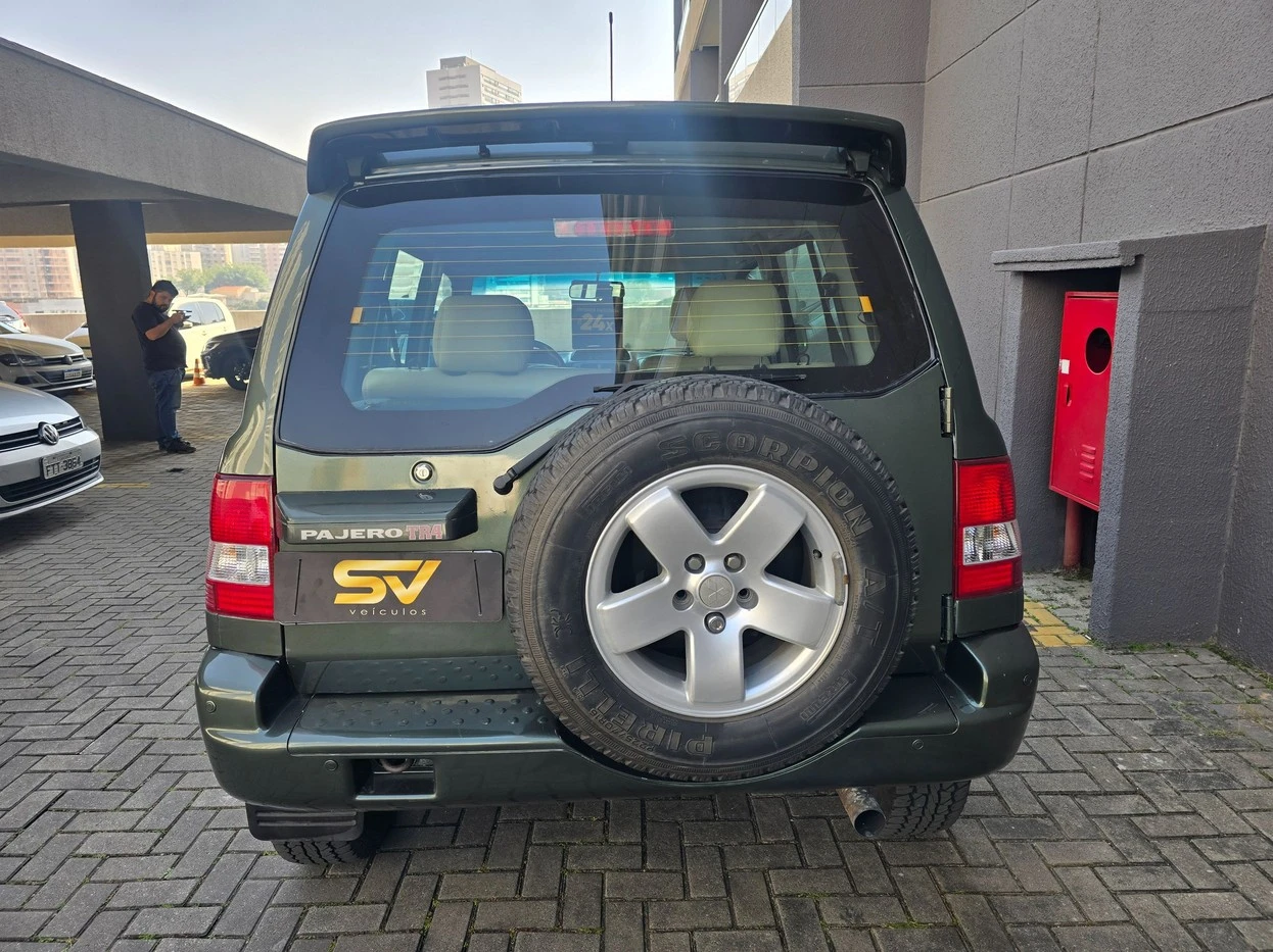 MITSUBISHI PAJERO TR4