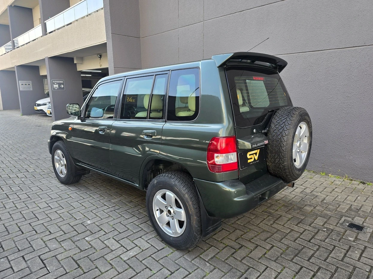 MITSUBISHI PAJERO TR4