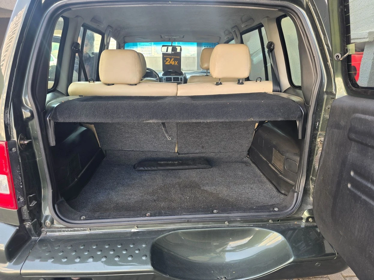 MITSUBISHI PAJERO TR4